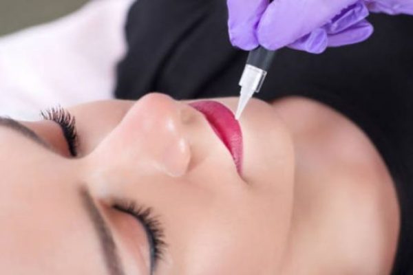 como-hacer-la-micropigmentacion-de-labios-655×368 como-hacer-la-micropigmentacion-de-labios-655x368
